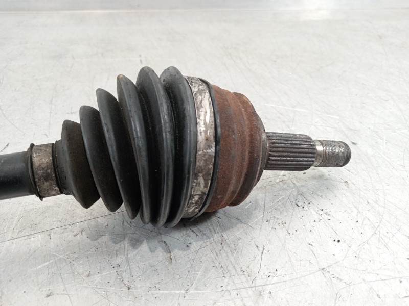 Recambio de transmision delantera izquierda para peugeot 3008 allure referencia OEM IAM 9811176880  