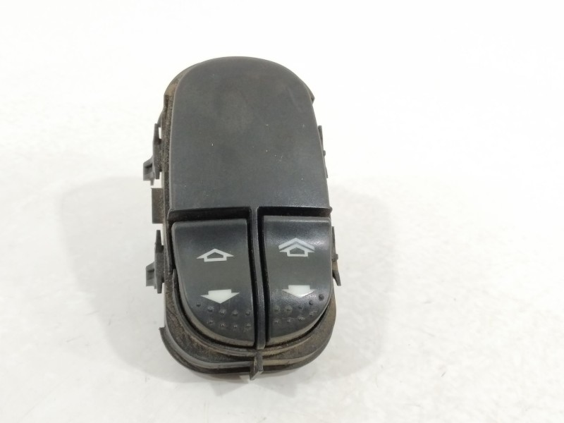 Recambio de mando elevalunas delantero izquierdo para ford focus berlina (cak) ghia referencia OEM IAM YS4T14529AA  
