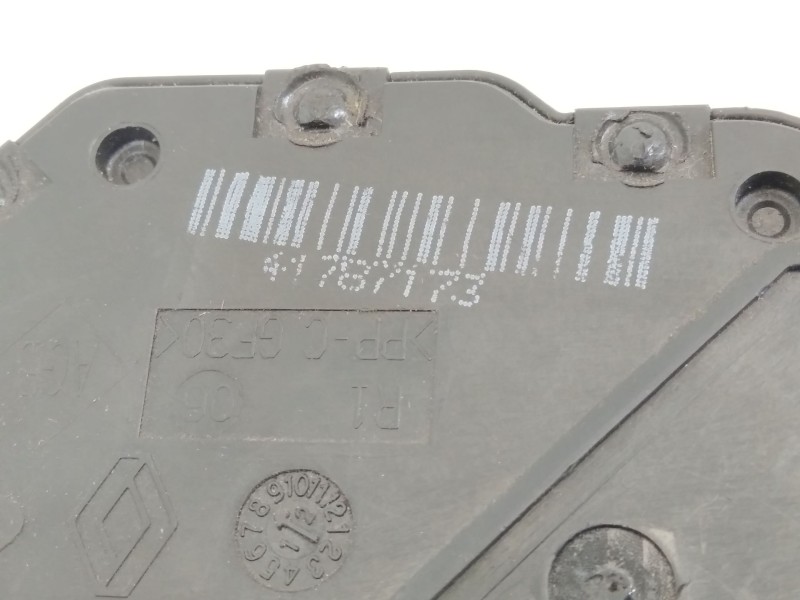 Recambio de cerradura puerta trasera derecha para renault clio iv authentique referencia OEM IAM 825000767R  40727203