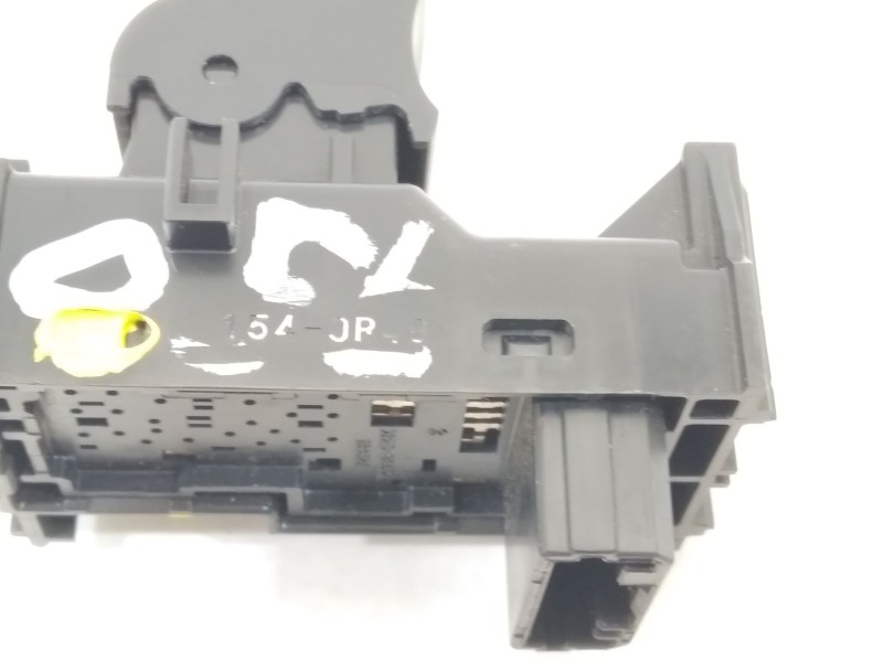 Recambio de mando elevalunas delantero derecho para lexus nx 300h 4wd referencia OEM IAM 1540R48 193124 