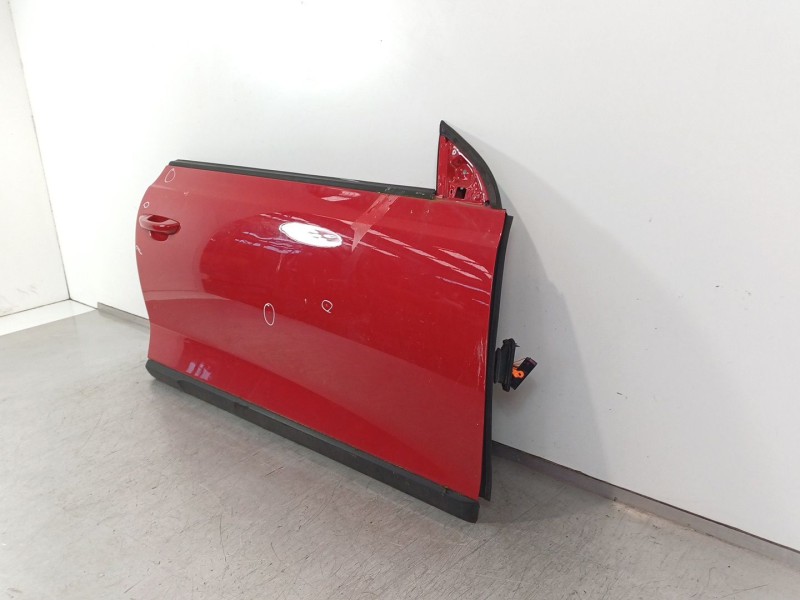 Recambio de puerta delantera derecha para volkswagen scirocco (137) 1.4 tsi (118kw) referencia OEM IAM   
