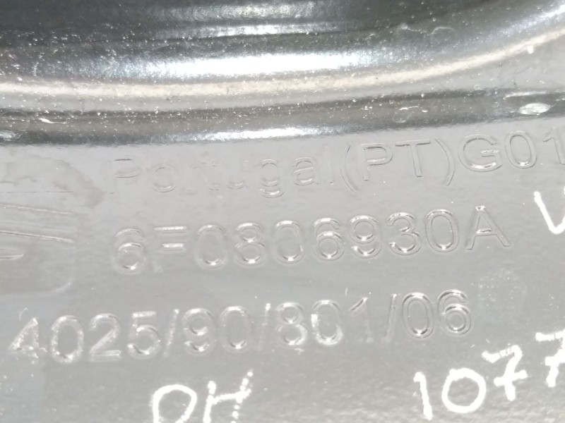 Recambio de travesaño superior para seat ibiza (kj1) referencia OEM IAM 6F0806930A  