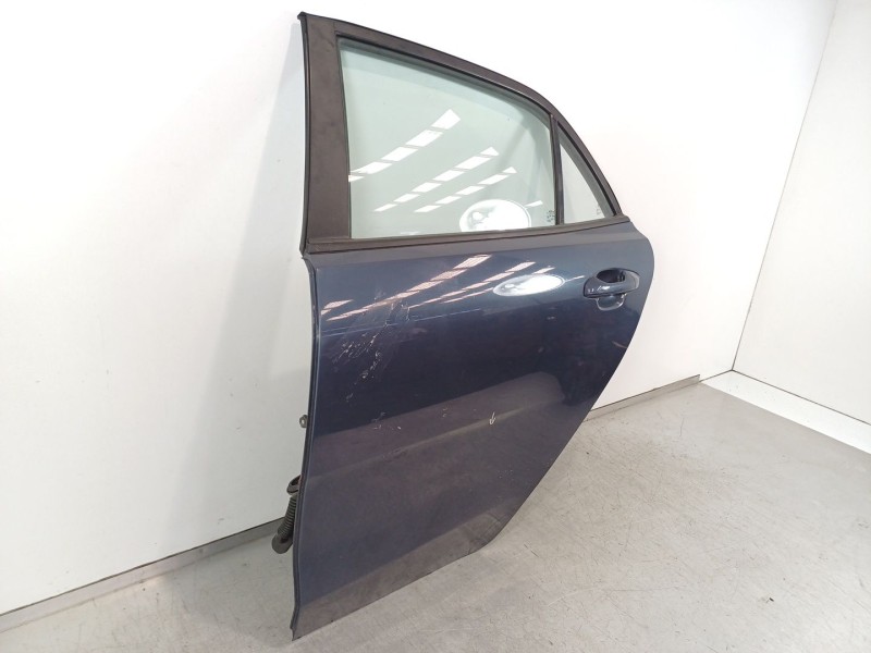 Recambio de puerta trasera izquierda para kia rio (yb) attract referencia OEM IAM   
