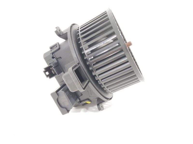 Recambio de ventilador calefaccion para audi a5 sportback (f5a) advanced quattro referencia OEM IAM 4M1820021B  
