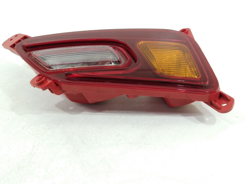 Recambio de piloto trasero izquierdo paragolpes para hyundai kona tecno 2wd referencia OEM IAM 92405J9000  