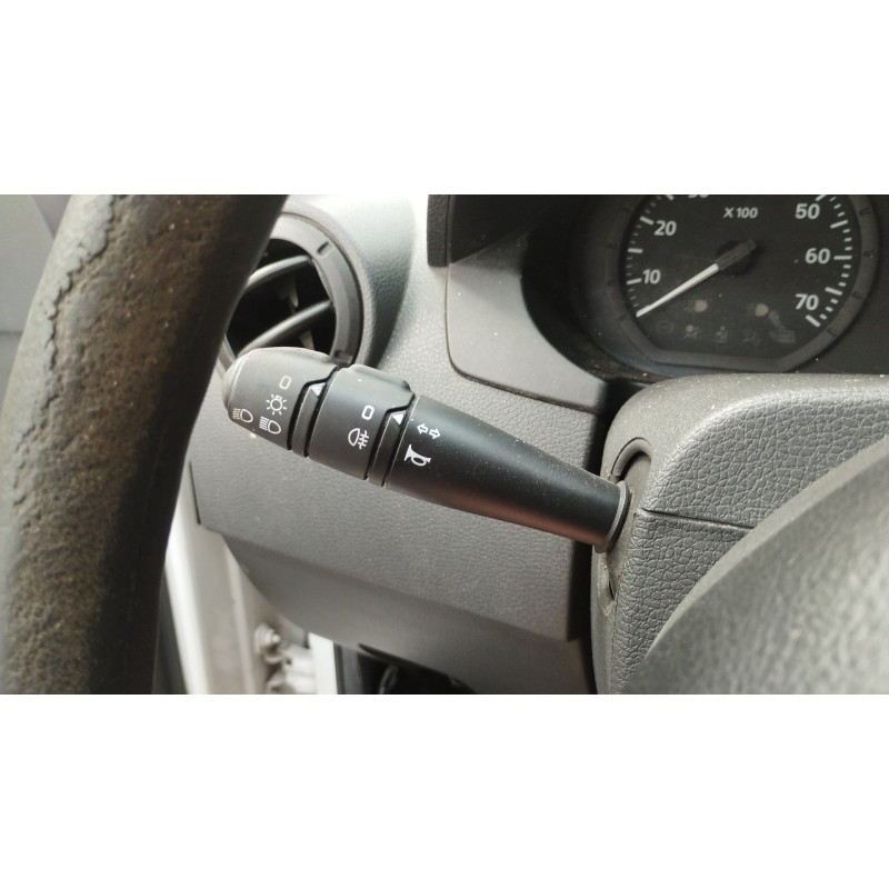 Recambio de mando luces para dacia logan express ambiance referencia OEM IAM 8200792575  