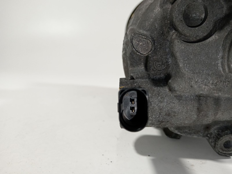 Recambio de compresor aire acondicionado para seat leon st (5f8) 1.6 tdi referencia OEM IAM 5Q0820803B  