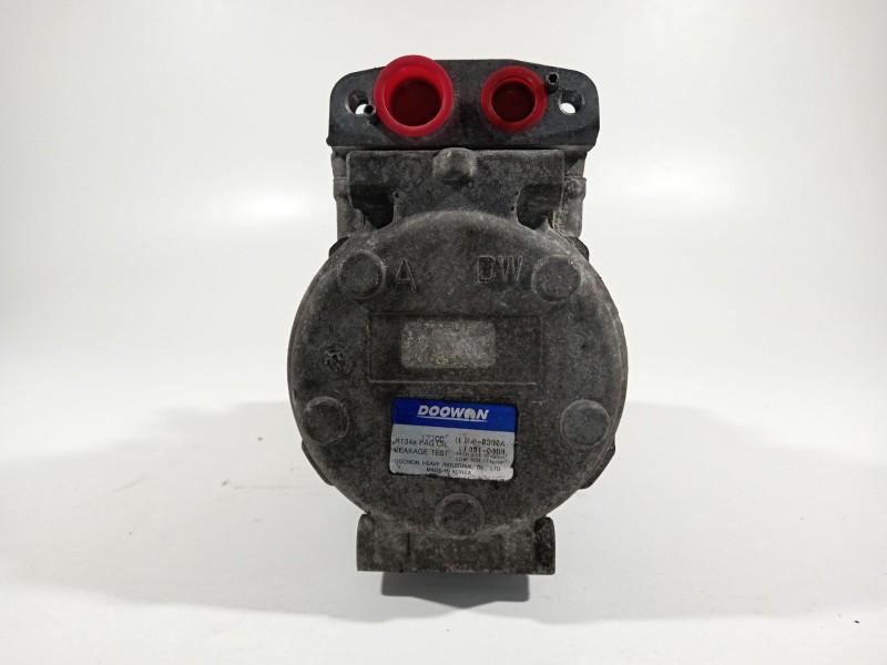 Recambio de compresor aire acondicionado para ssangyong rodius xdi referencia OEM IAM 180500390A  6652300211