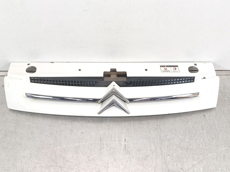 Recambio de rejilla delantera para citroën berlingo 1.9 d sx familiar referencia OEM IAM 9644758077  9644758177