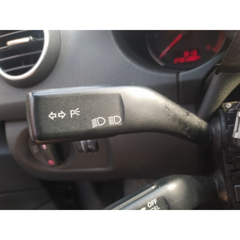 Recambio de mando intermitentes para audi a3 (8p) 2.0 tdi attraction (dpf) referencia OEM IAM 8P0953513  