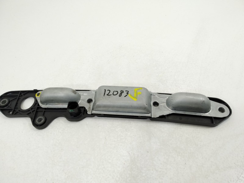 Recambio de maneta exterior porton para volkswagen jetta (1k2) advance referencia OEM IAM 1T0827574J  