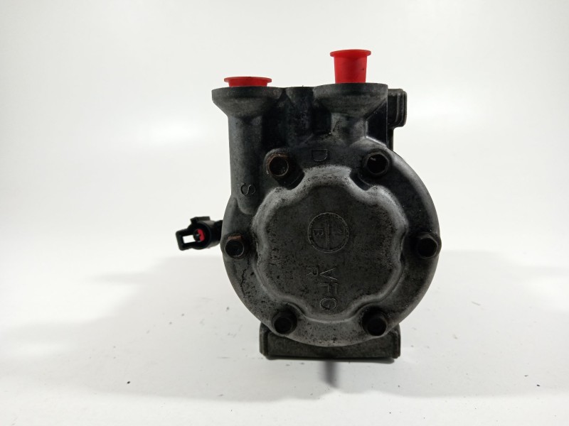 Recambio de compresor aire acondicionado para ford fiesta (cbk) ambiente referencia OEM IAM 2S61119D629AE  