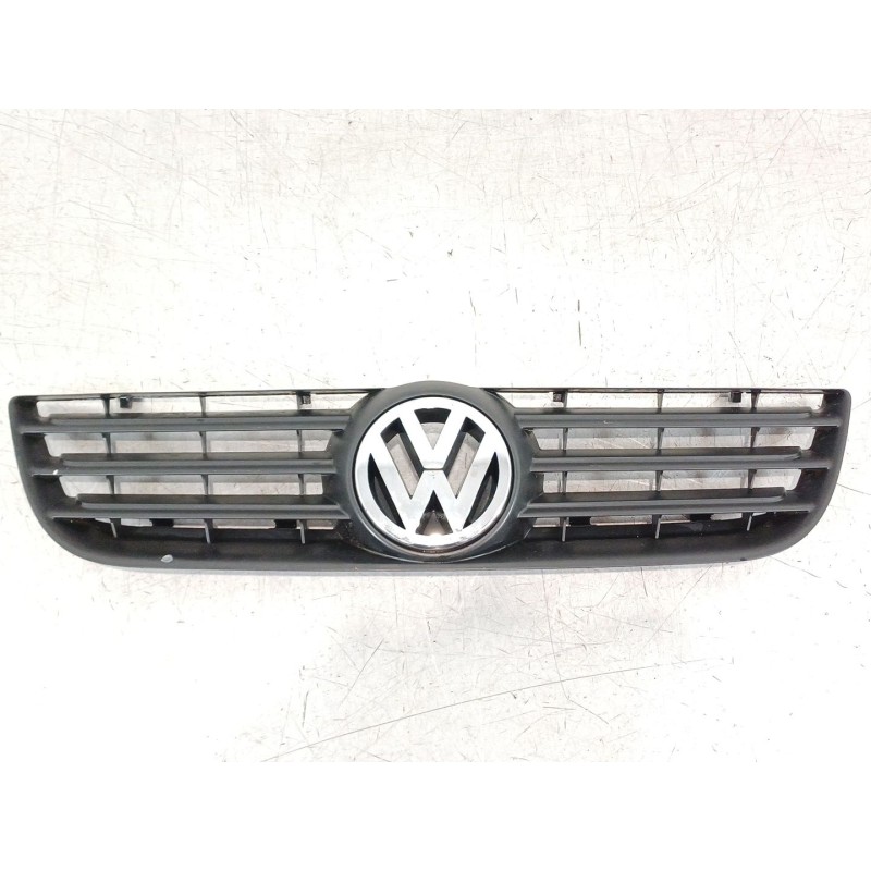 Recambio de rejilla delantera para volkswagen polo iv (9n_, 9a_) 1.4 tdi referencia OEM IAM 1T0853601  6Q0853653E