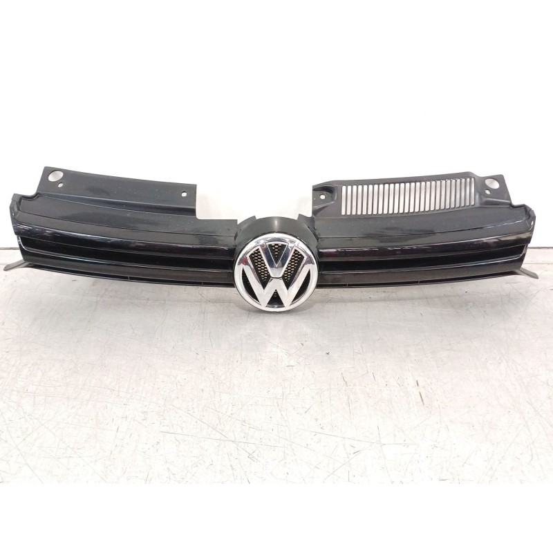 Recambio de rejilla delantera para volkswagen golf vi (5k1) 1.6 tdi referencia OEM IAM 5k0853653  5k0853651