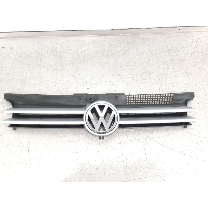 Recambio de rejilla delantera para volkswagen golf iv (1j1) 1.9 tdi 4motion referencia OEM IAM 1J0853655G  