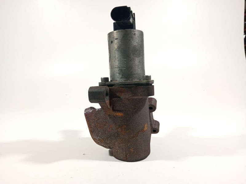 Recambio de valvula egr para ssangyong kyron 200 xdi limited referencia OEM IAM A6651400560  