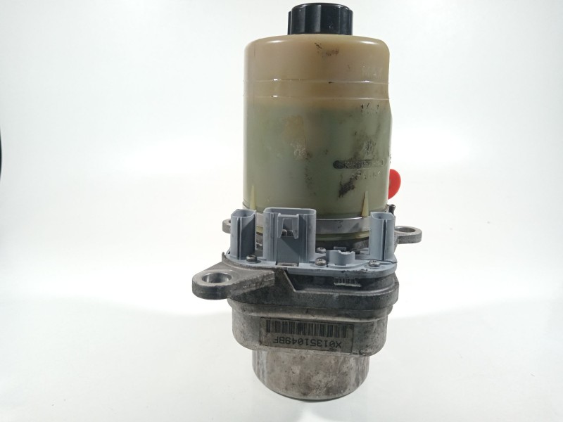 Recambio de bomba direccion para ford focus berlina (cap) ambiente (d) referencia OEM IAM 4M513K514AC  X01351049BF