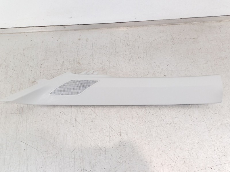 Recambio de moldura para volkswagen crafter kasten (sy) furgón 35 bl ta fwd referencia OEM IAM 7C0867233E  