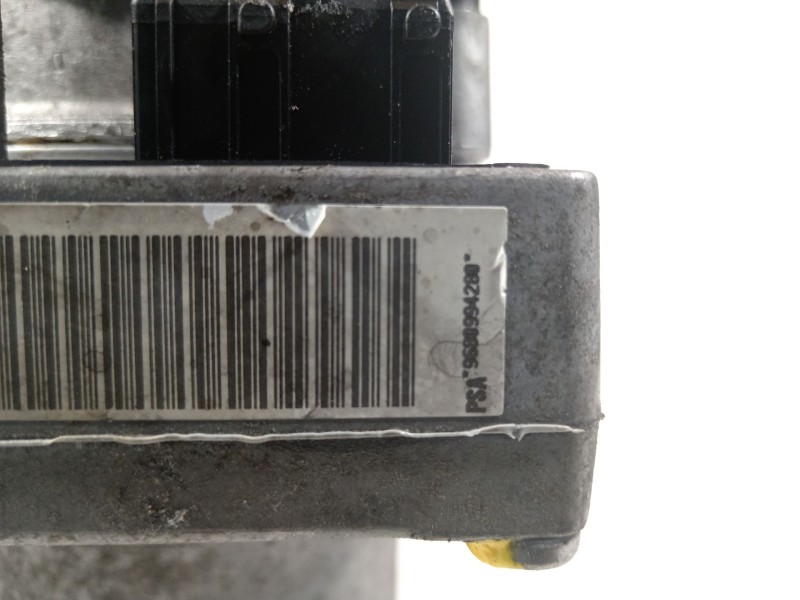 Recambio de bomba direccion para » otros... santana 350 referencia OEM IAM 9680994280  