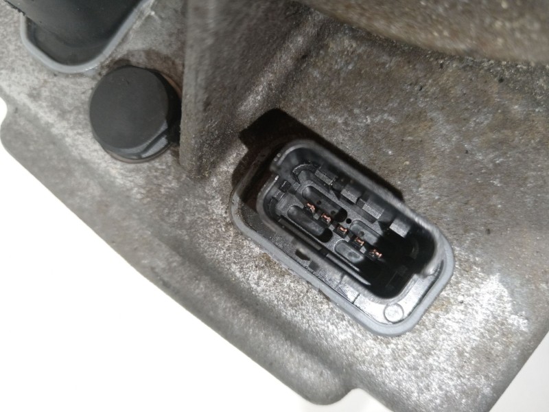 Recambio de bomba direccion para citroën c4 grand picasso sx referencia OEM IAM 9684252580  