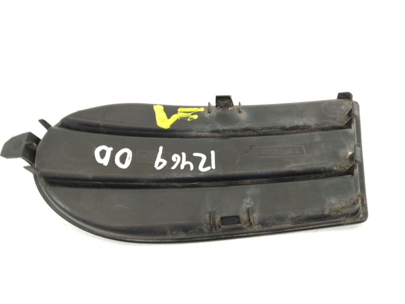 Recambio de rejilla paragolpes derecha para suzuki swift berlina (mz) gl (3-ptas.) referencia OEM IAM 7176163J0  