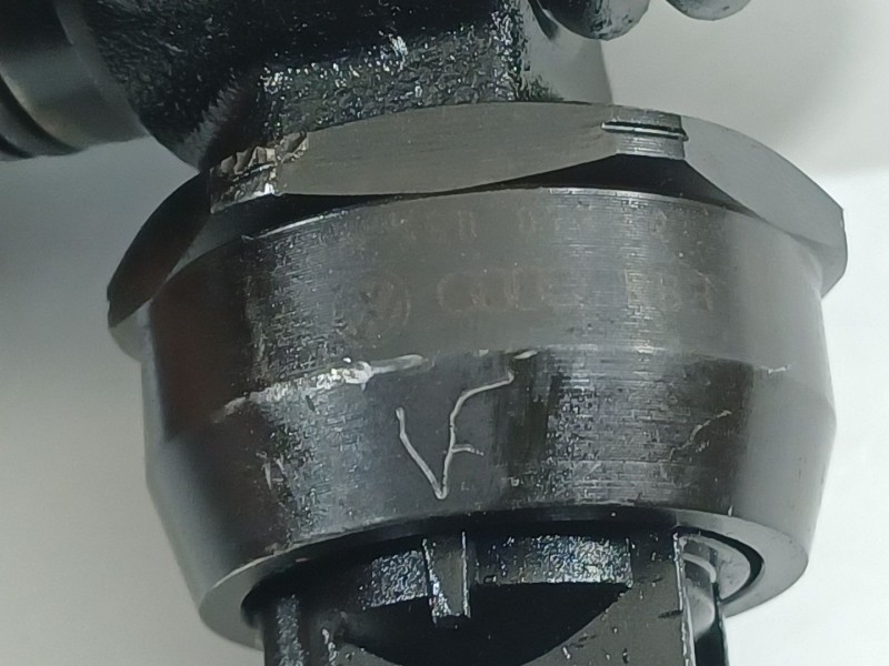 Recambio de inyector para skoda superb (3u4) 2.0 tdi dpf referencia OEM IAM 038130073BQ  0414720312