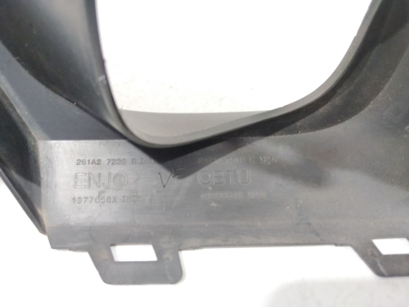 Recambio de rejilla paragolpes derecha para dacia duster ii access referencia OEM IAM 261A27239R  261A27519R