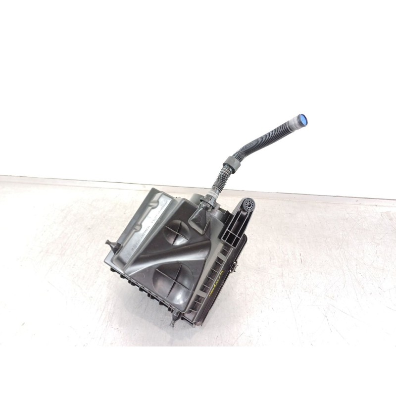 Recambio de filtro aire para volkswagen crafter kasten (sy) furgón 35 bl ta fwd referencia OEM IAM 2N0129601  