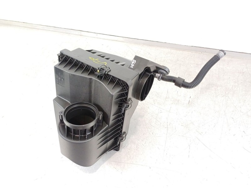 Recambio de filtro aire para volkswagen crafter kasten (sy) furgón 35 bl ta fwd referencia OEM IAM 2N0129601  