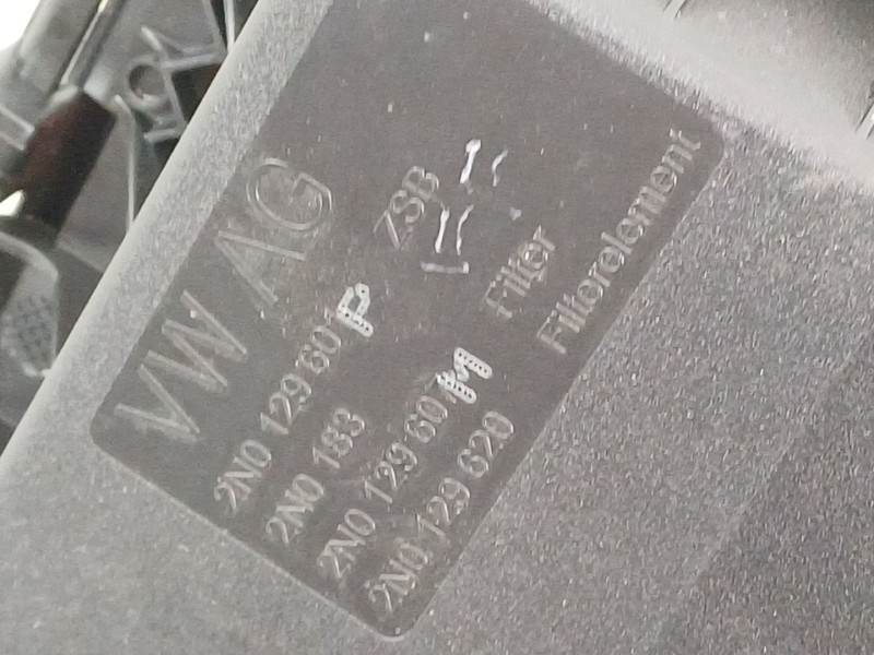 Recambio de filtro aire para volkswagen crafter kasten (sy) furgón 35 bl ta fwd referencia OEM IAM 2N0129601  