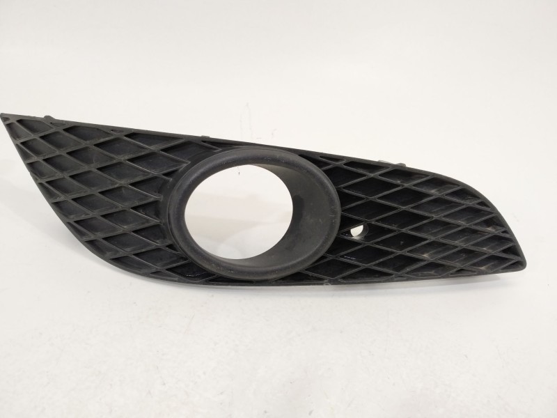 Recambio de rejilla paragolpes derecha para opel astra h sedán (a04) 1.7 cdti (l69) referencia OEM IAM 13225765  