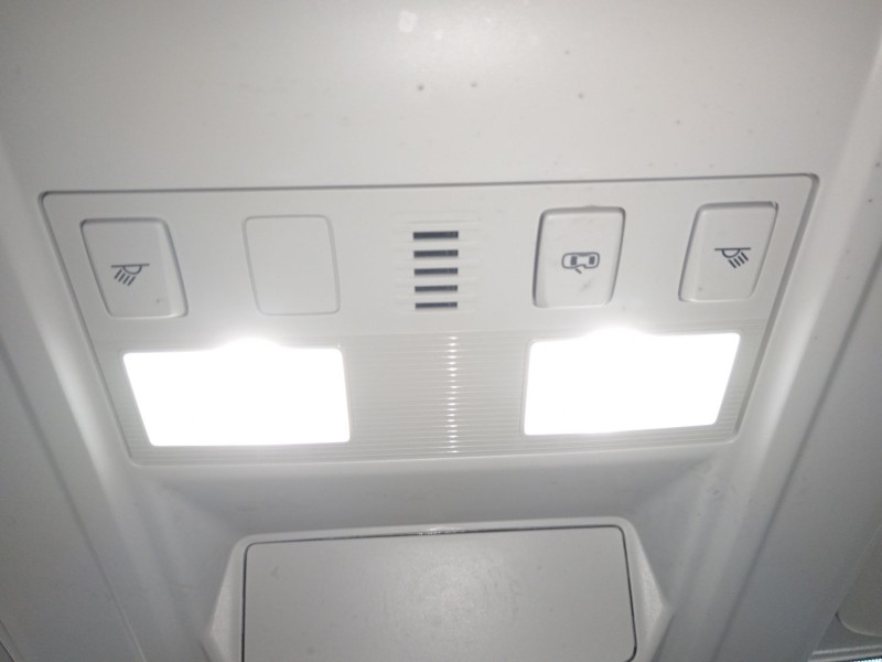 Recambio de luz interior para volkswagen crafter kasten (sy) furgón 35 bl ta fwd referencia OEM IAM 7C0947099E  