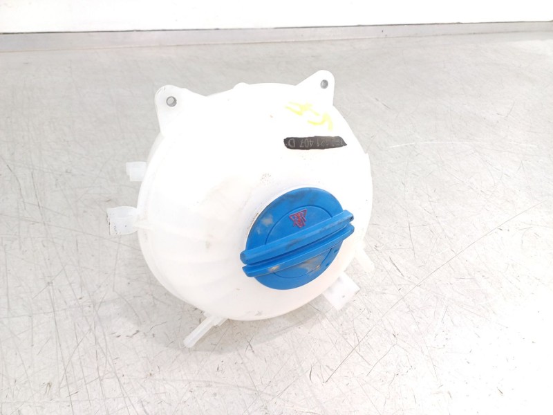 Recambio de deposito expansion para volkswagen crafter kasten (sy) furgón 35 bl ta fwd referencia OEM IAM 7E0121407D  