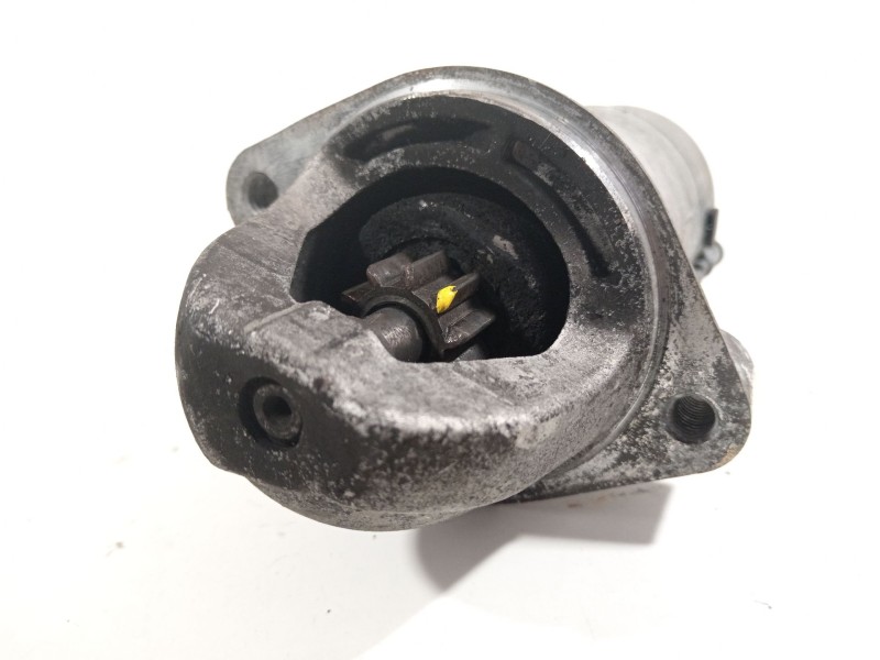 Recambio de motor arranque para ssangyong rodius xdi referencia OEM IAM A6611514101  