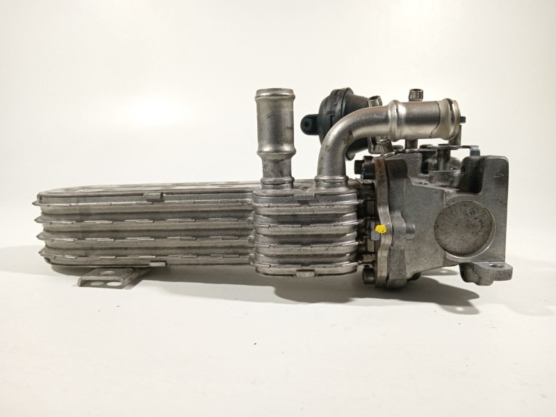 Recambio de enfriador egr para volkswagen passat berlina (3c2) advance referencia OEM IAM 03G131513J  03G131063F