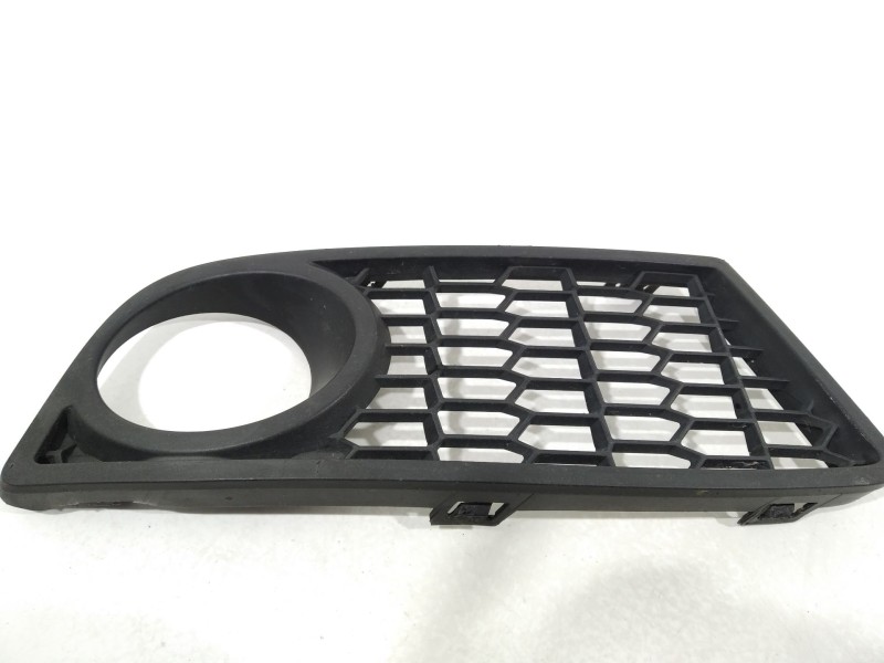 Recambio de rejilla paragolpes derecha para bmw 1 (f21) 116 i referencia OEM IAM 51118048968  