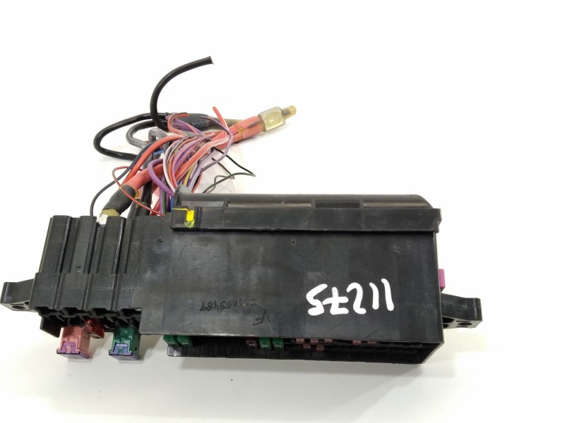 Recambio de caja reles / fusibles para volkswagen crafter kasten (sy) furgón 35 bl ta fwd referencia OEM IAM 6C1971012  