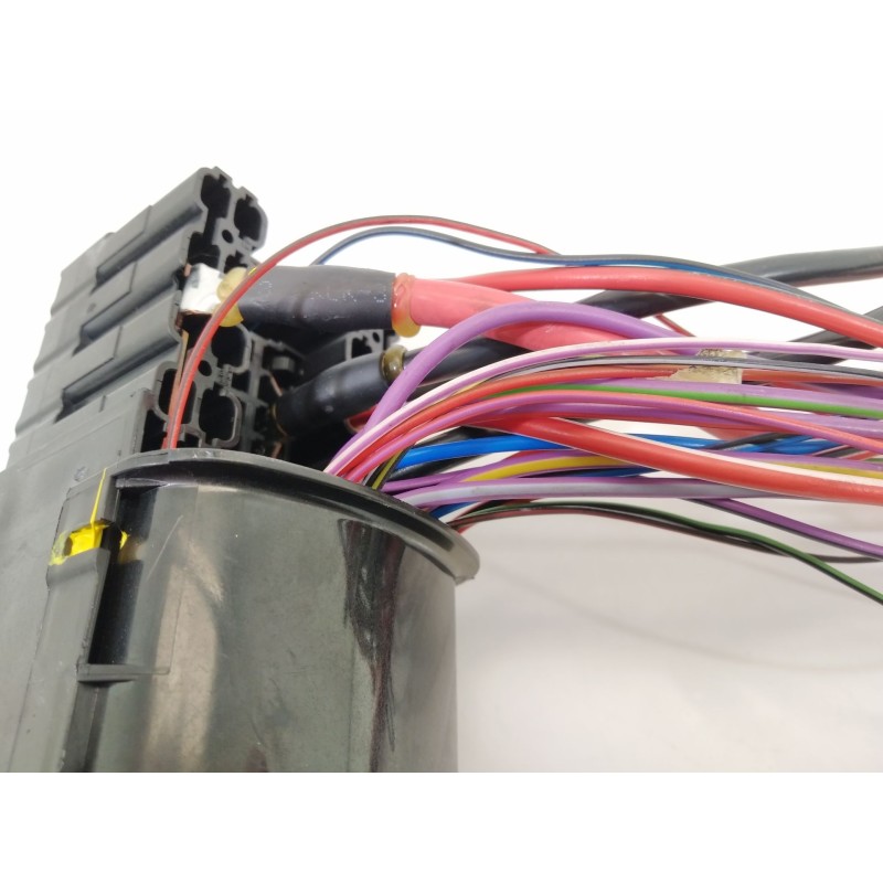 Recambio de caja reles / fusibles para volkswagen crafter kasten (sy) furgón 35 bl ta fwd referencia OEM IAM 6C1971012  