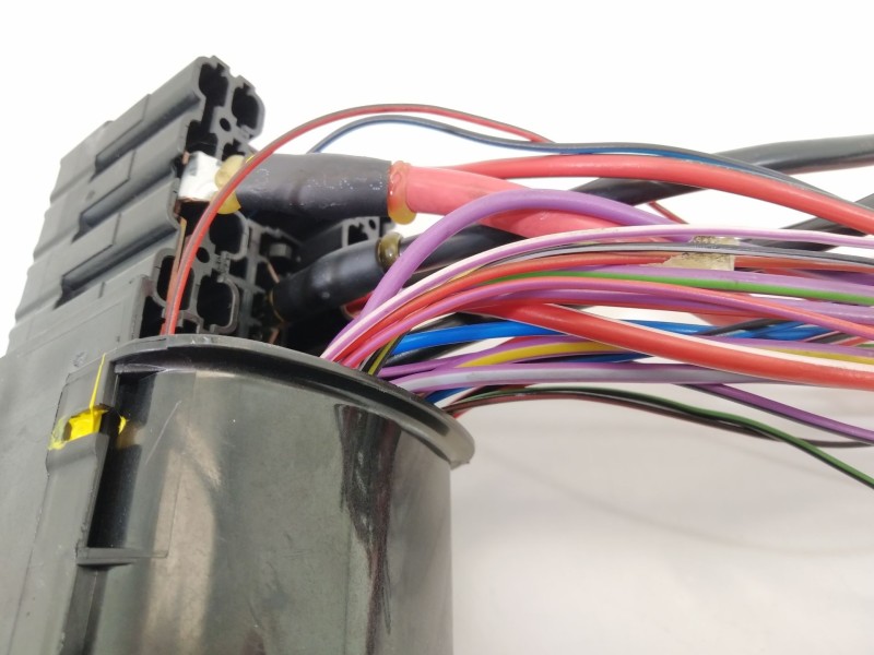 Recambio de caja reles / fusibles para volkswagen crafter kasten (sy) furgón 35 bl ta fwd referencia OEM IAM 6C1971012  