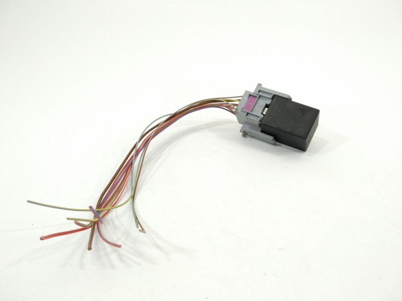 Recambio de rele para volkswagen crafter kasten (sy) furgón 35 bl ta fwd referencia OEM IAM 7C0943383H  