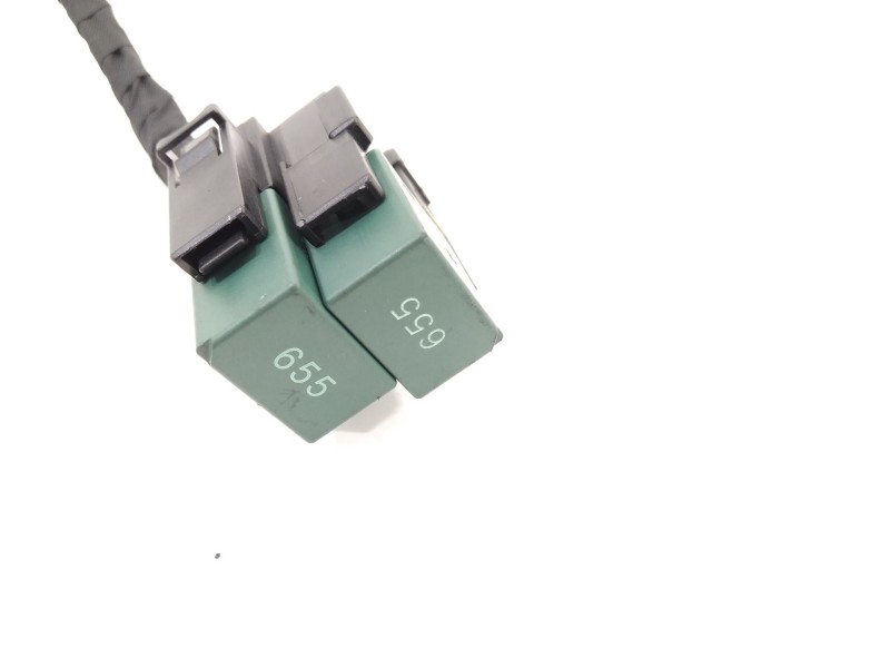 Recambio de rele para volkswagen crafter kasten (sy) furgón 35 bl ta fwd referencia OEM IAM 8X0951253A  