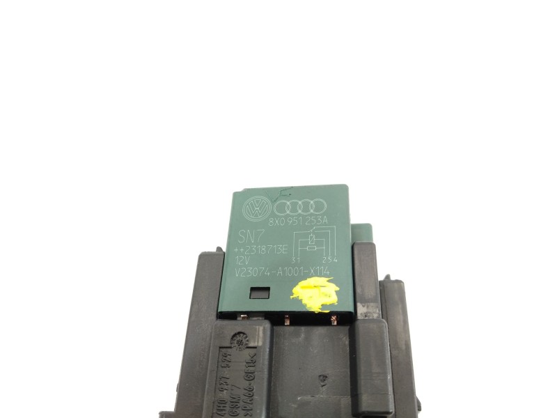 Recambio de rele para volkswagen crafter kasten (sy) furgón 35 bl ta fwd referencia OEM IAM 8X0951253A  