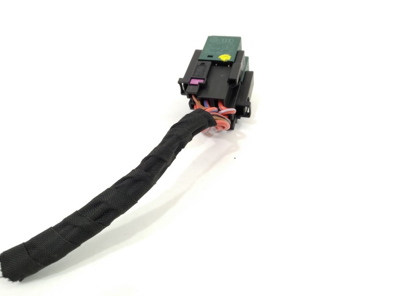 Recambio de rele para volkswagen crafter kasten (sy) furgón 35 bl ta fwd referencia OEM IAM 8X0951253A  