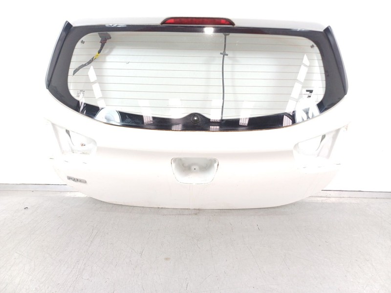 Recambio de porton trasero para kia rio (yb) referencia OEM IAM   