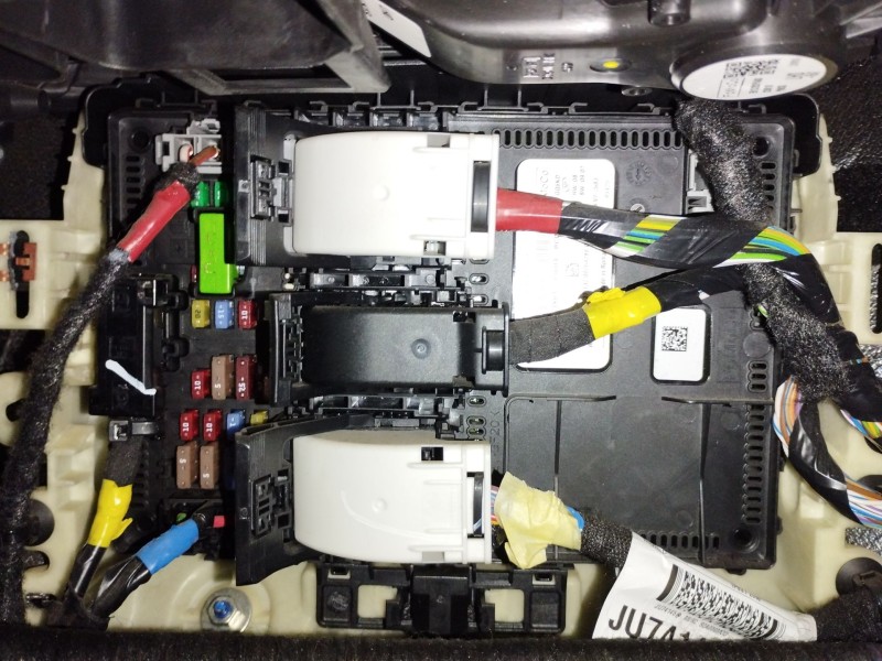 Recambio de caja reles / fusibles para ford focus st-line referencia OEM IAM JX6T15604BCD  