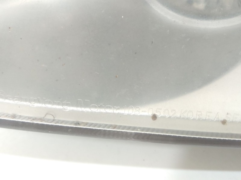 Recambio de faro izquierdo para ssangyong rodius xdi referencia OEM IAM 3389945  8310121305