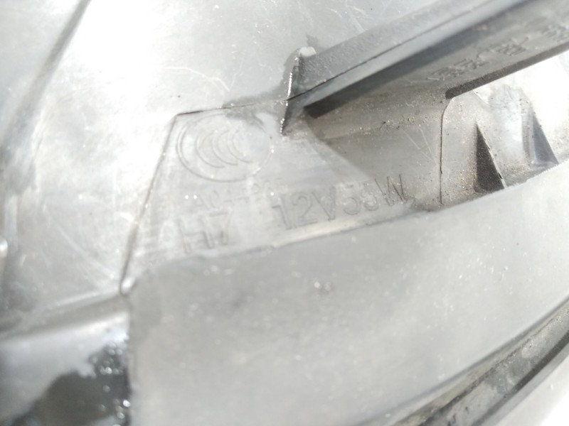 Recambio de faro izquierdo para ssangyong rodius xdi referencia OEM IAM 3389945  8310121305