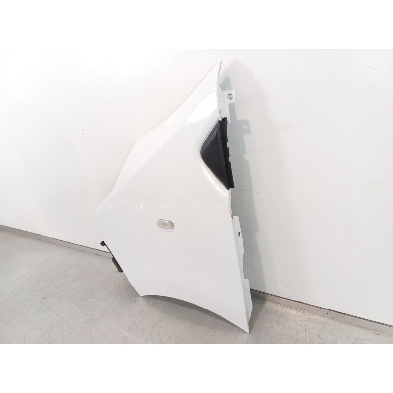 Recambio de aleta delantera izquierda para opel vivaro b kasten/combi combi l1 2.9t referencia OEM IAM   