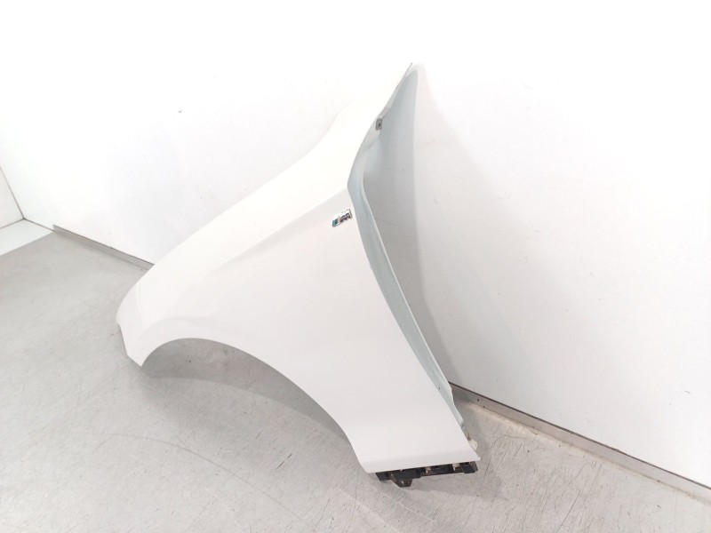Recambio de aleta delantera izquierda para bmw 1 (f21) 116 i referencia OEM IAM   