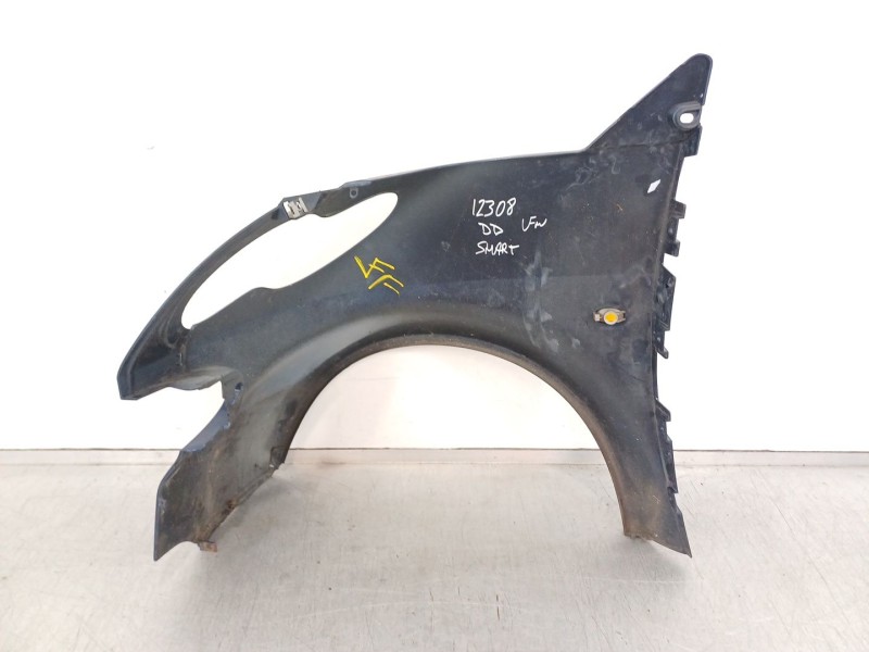 Recambio de aleta delantera derecha para smart coupe básico (45kw) referencia OEM IAM 13313  